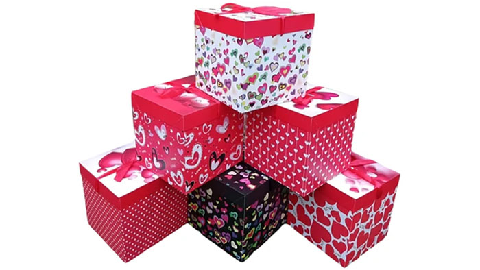 CAJA REGALO MOTIVOS 22x22CM GRA
